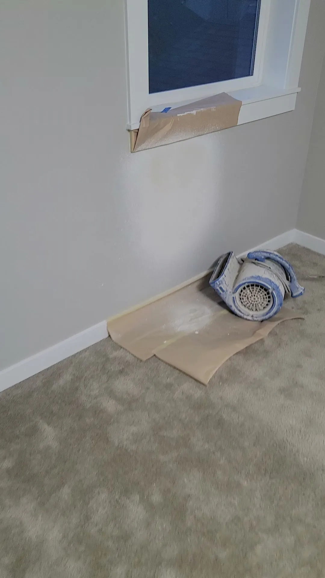 Repair: Drying under the window, fan running
